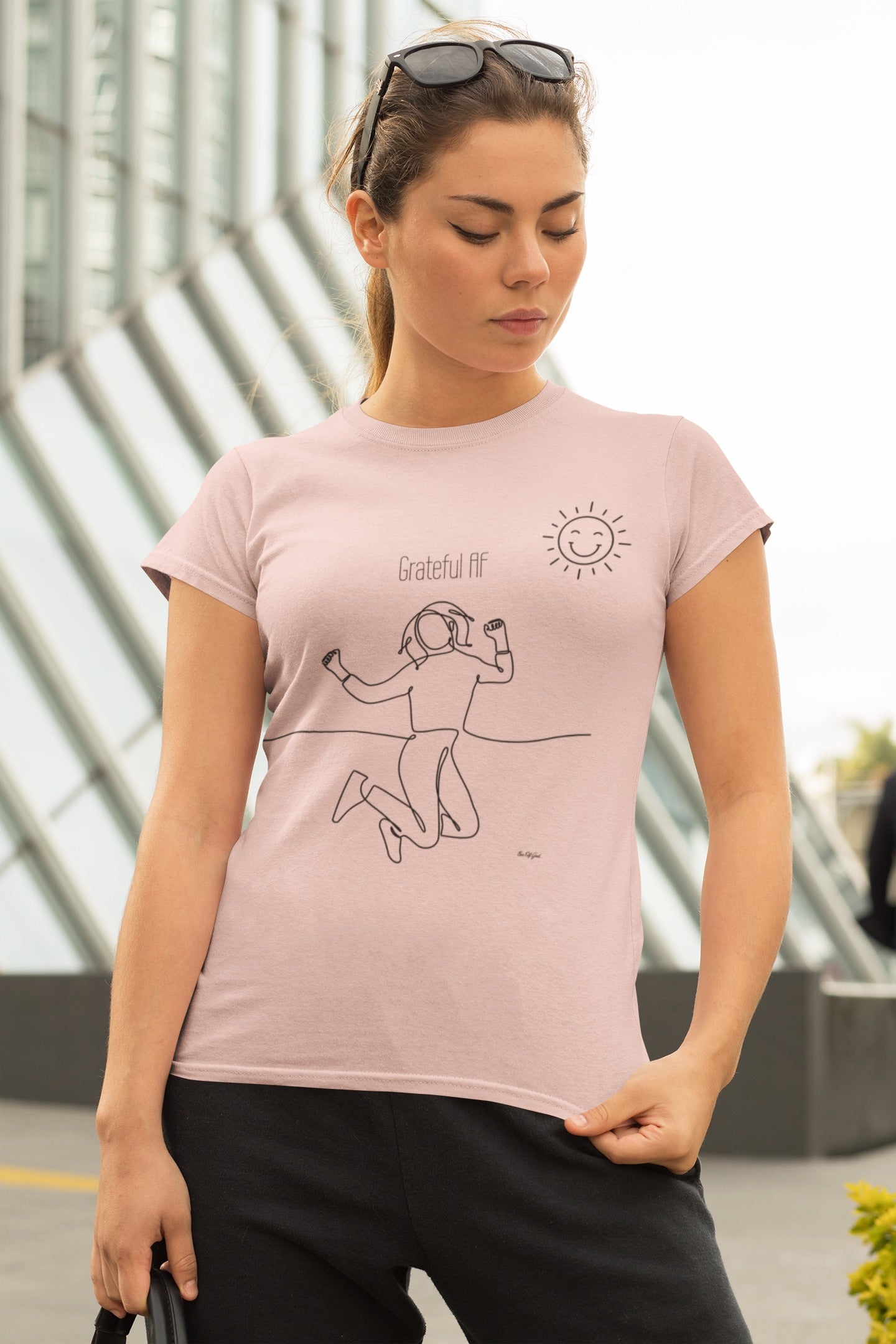 Grateful AF – Women’s Soft Tee